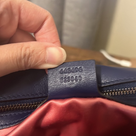 100% Authentic Royal Blue Velvet Gucci Marmont Medium - Picture 7 of 9